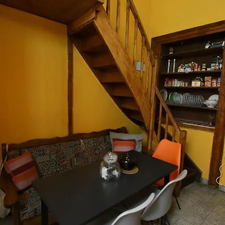 The Monumental House Guest house